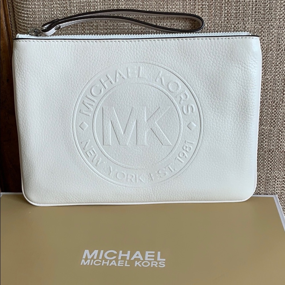 Michael Kors Leather XL Zip Clutch Wristlet White